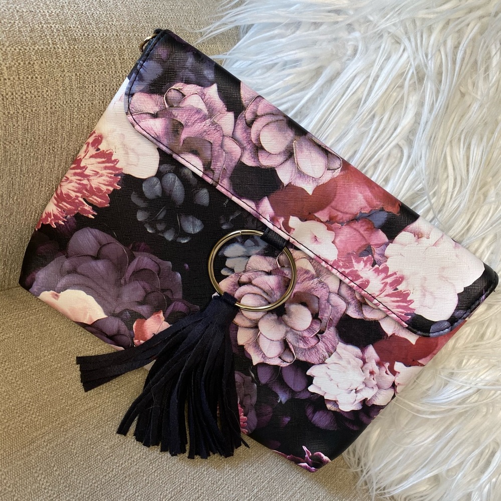 Wedding Flowery designed Clutch